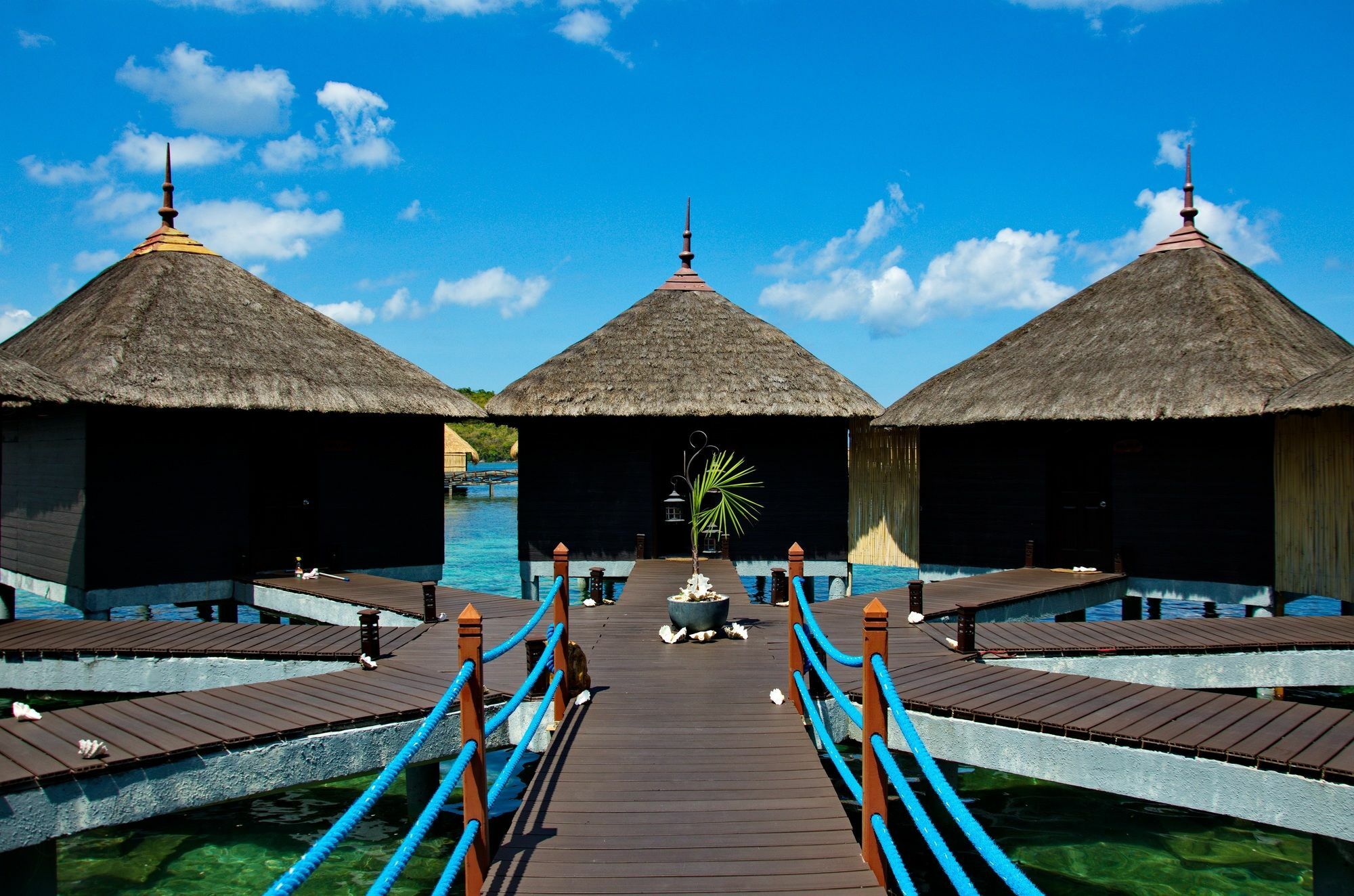 Huma Island Resort And Spa Бусуанга Экстерьер фото